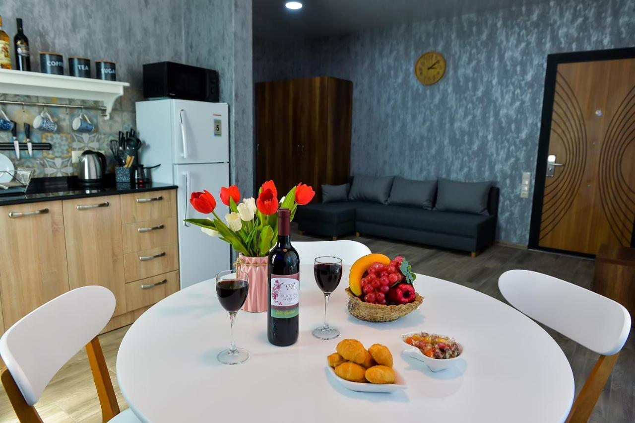 Lions Apartment Урекі Екстер'єр фото