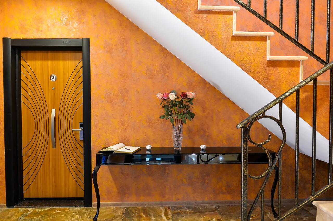 Lions Apartment Урекі Екстер'єр фото