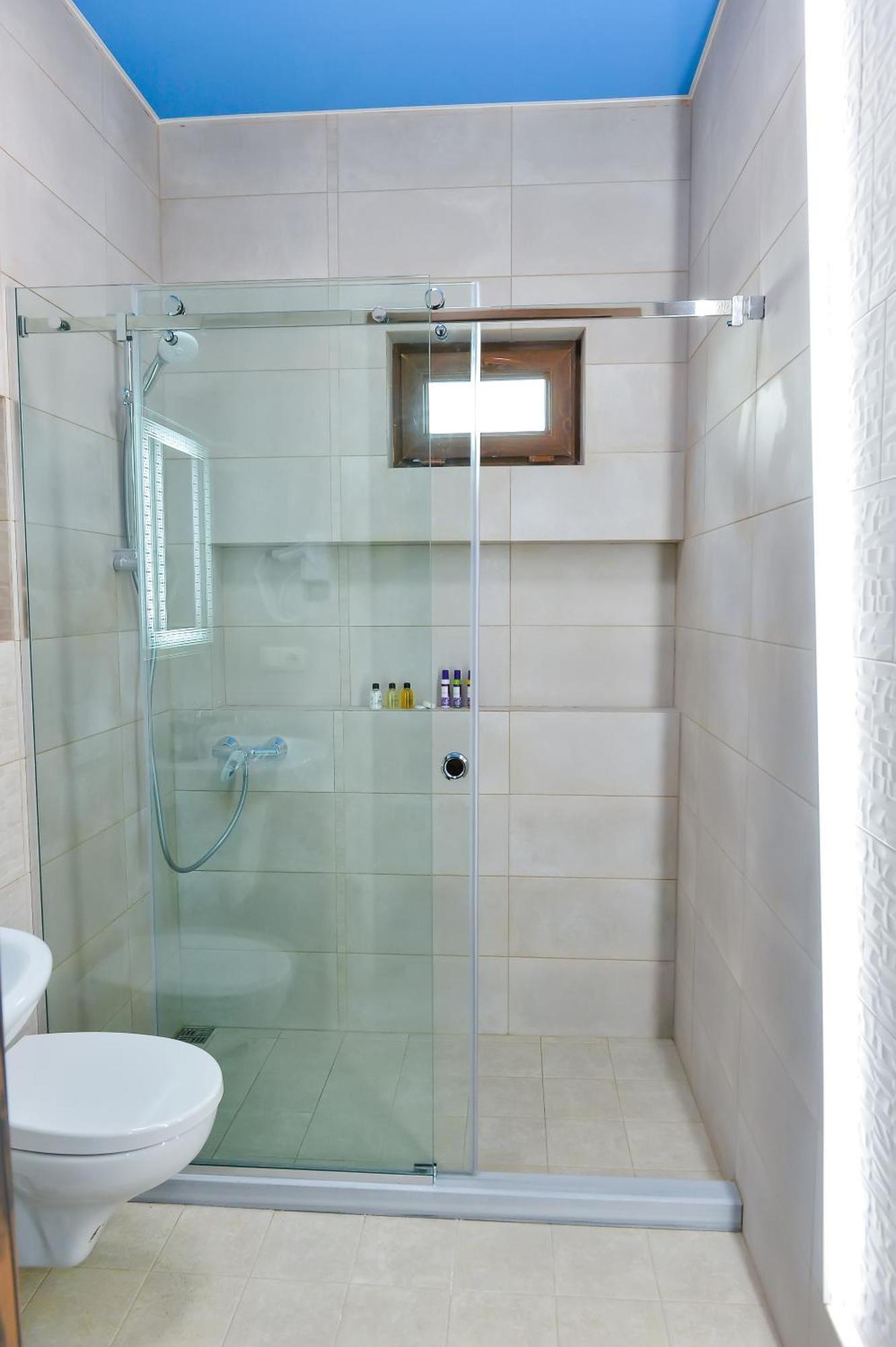 Lions Apartment Урекі Екстер'єр фото