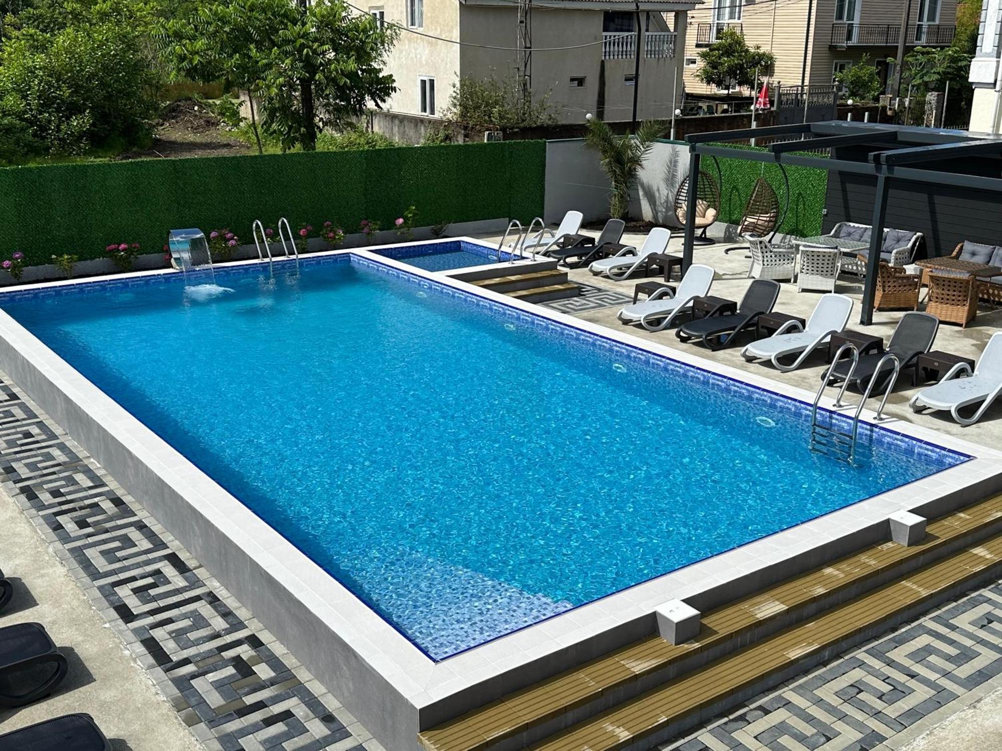 Lions Apartment Урекі Екстер'єр фото