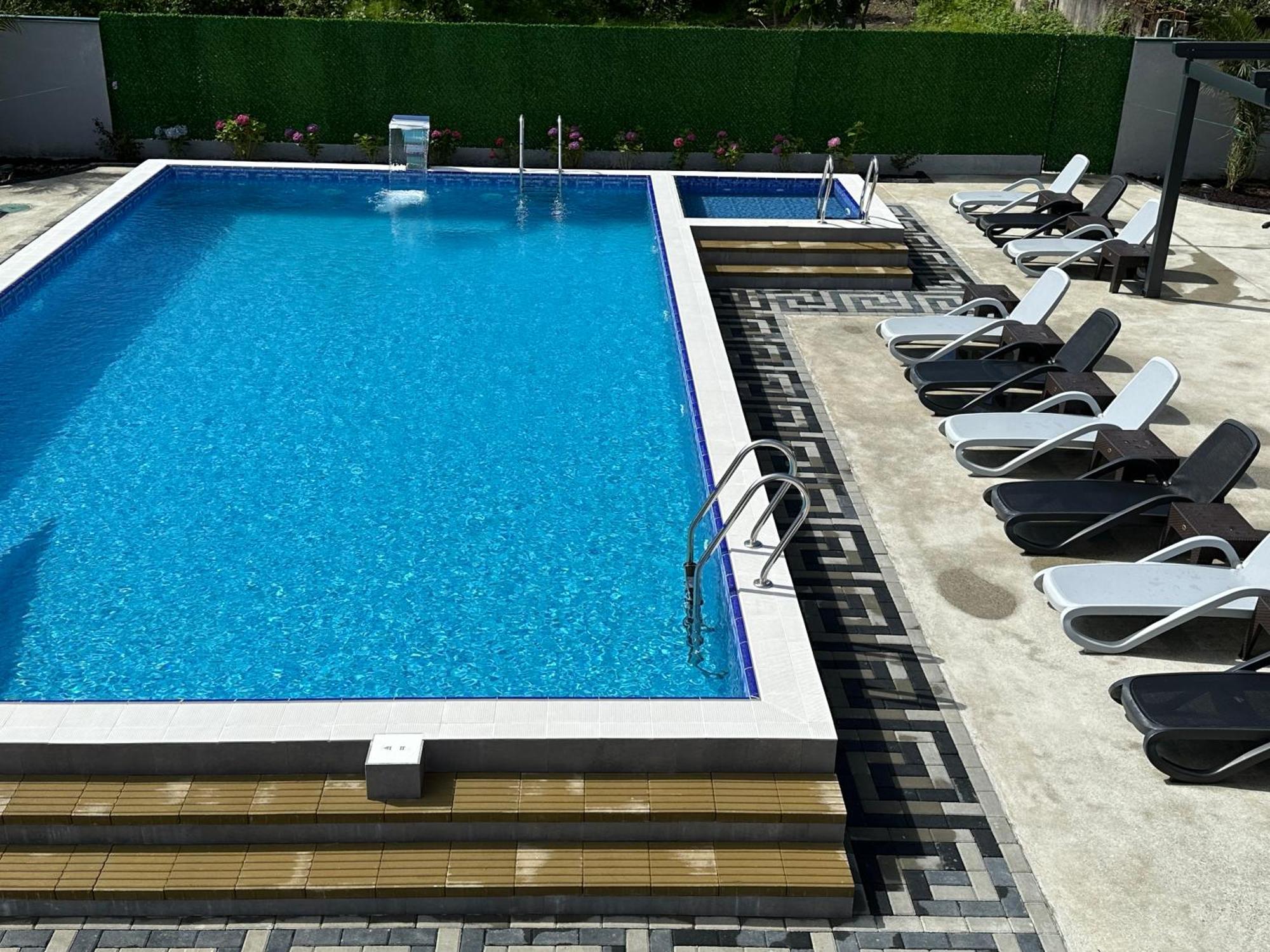 Lions Apartment Урекі Екстер'єр фото